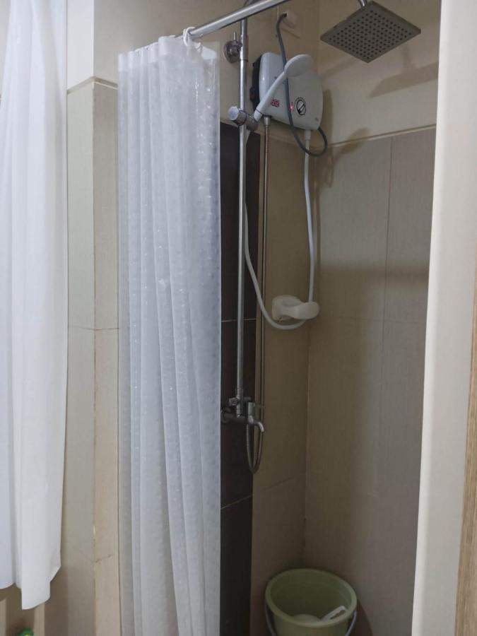 Breeze Residences - 1Br Unit With Balcony -Top Floor Manilla Buitenkant foto
